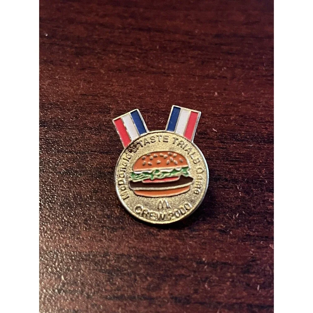 McDonald’s Crew 2000 Taste Trials Game‎ Medal Employee Lapel Hat Pin